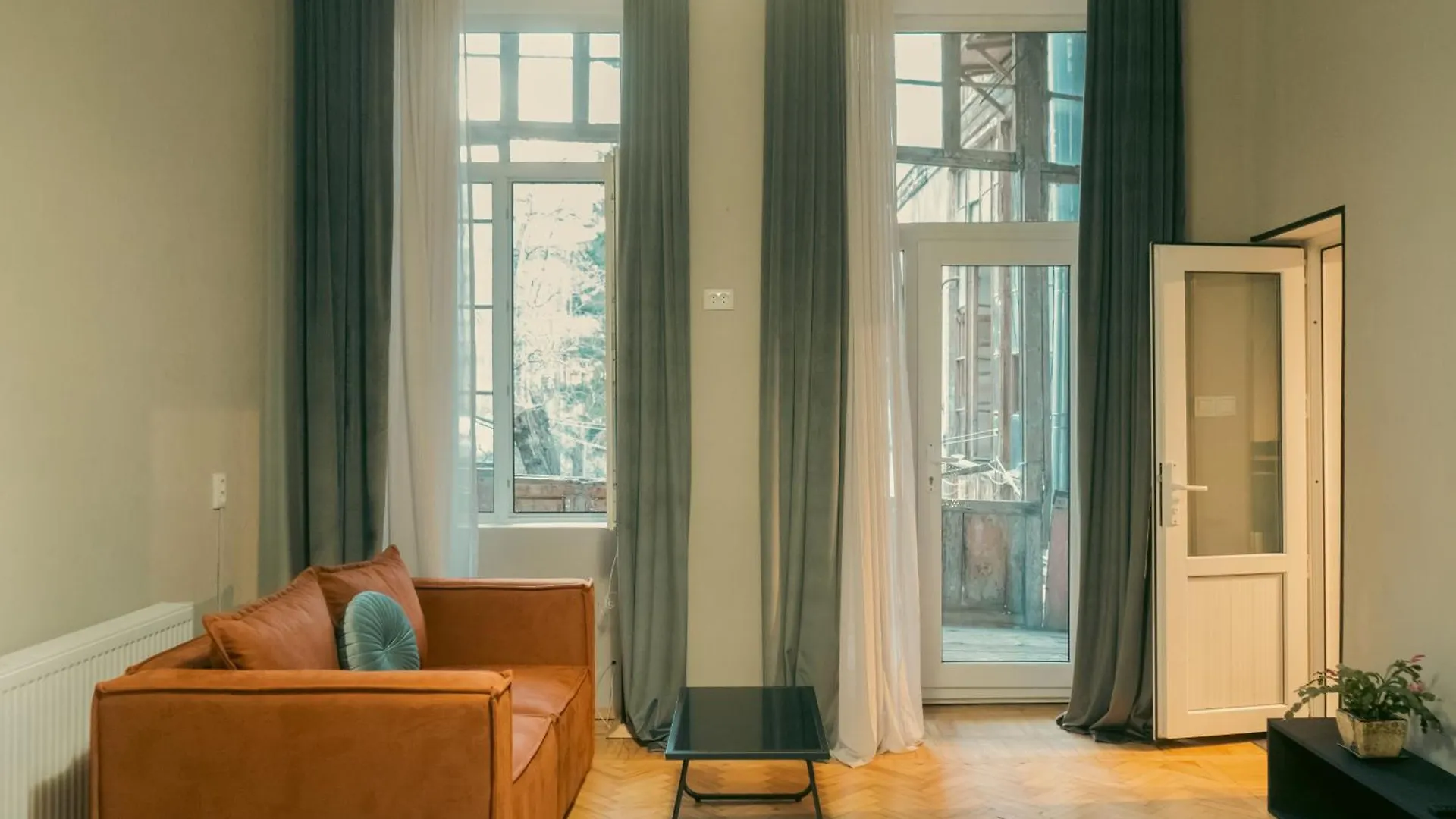 Old Town Cozy Studio Тбилиси 0*,  Грузия